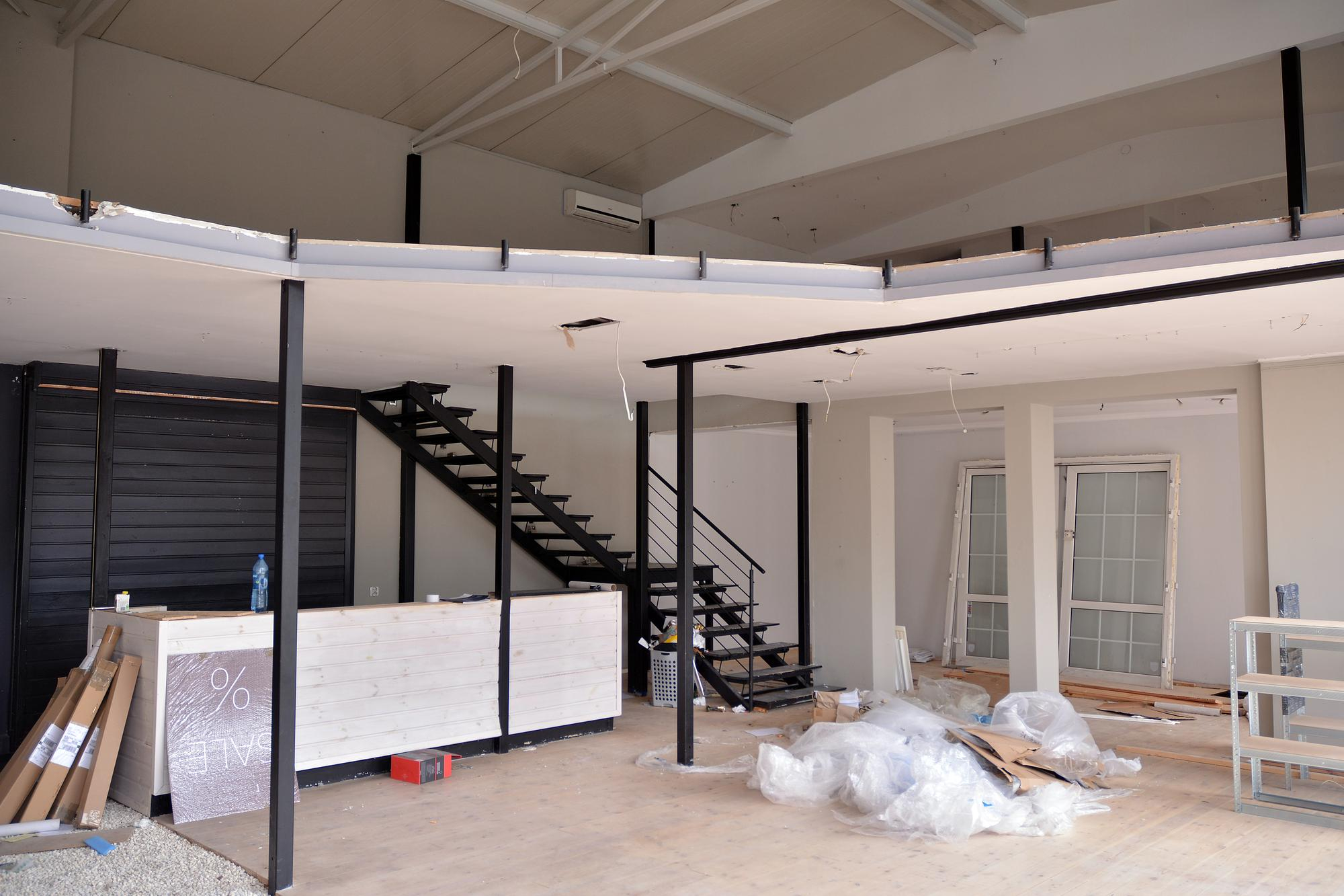 Before and after photos of ADU remodel and expansion project – Best ADU LA